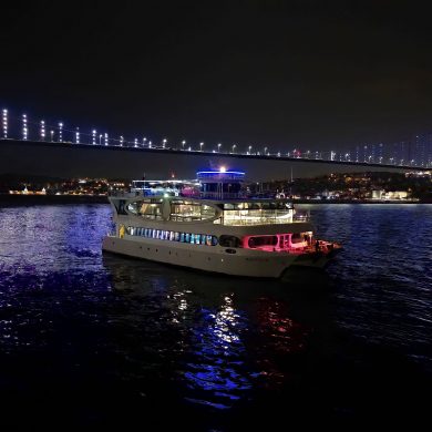 bosphorus dinner cruise