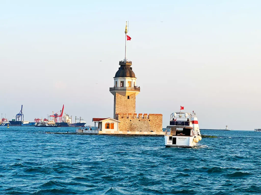 bosphorus golden horn sunset tour